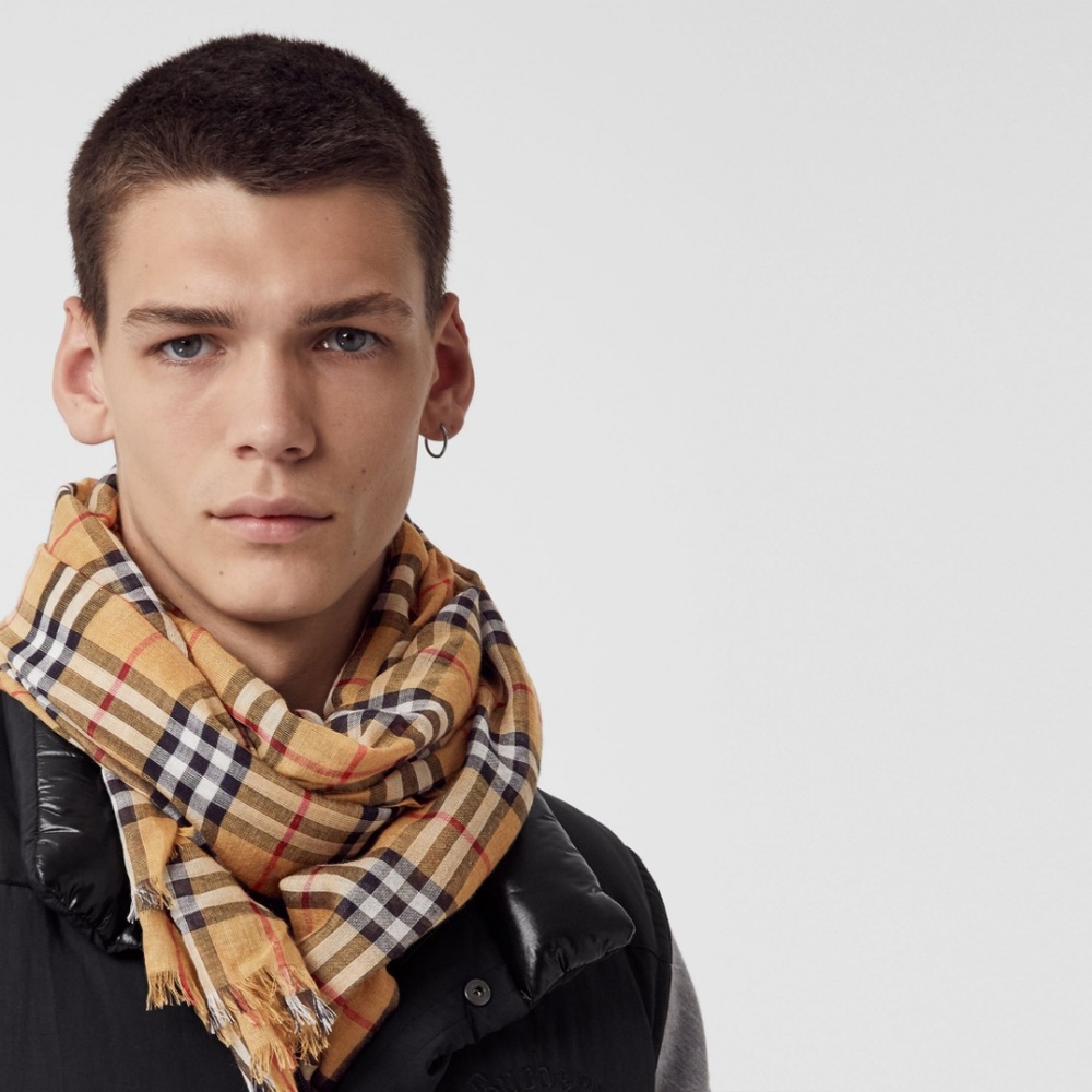 Burberry Vintage Check Wool Silk Scarf, BNWT - Picture 7 of 8